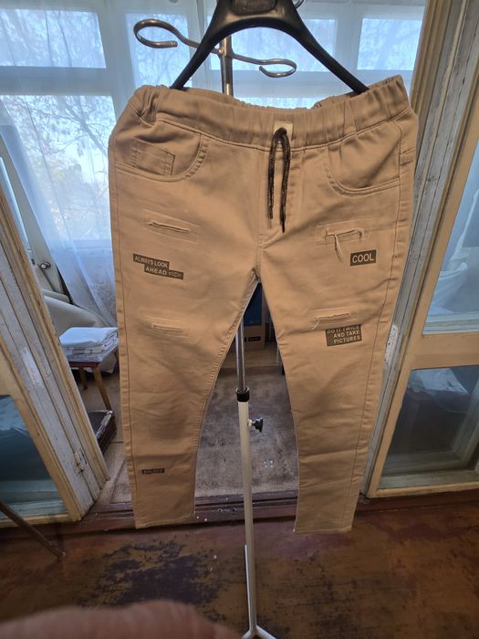 Детские джинсы и брюки