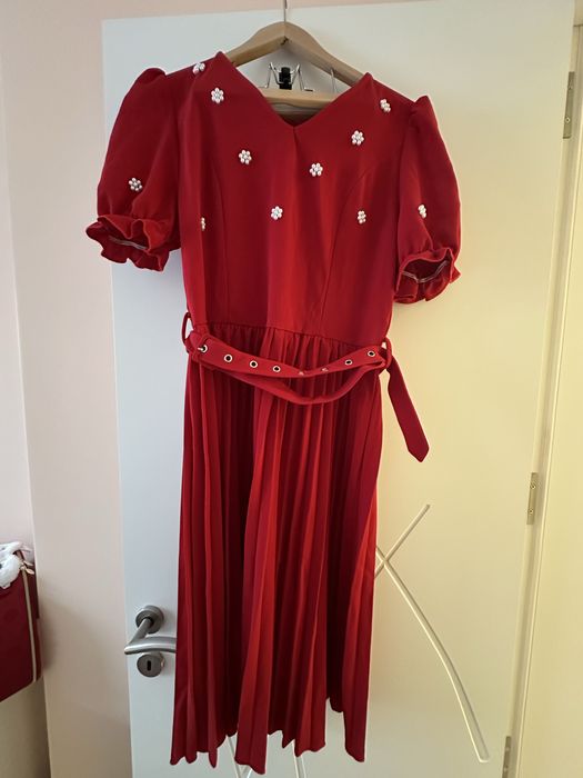 Нова коледна рокля с коланче