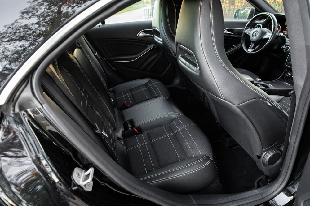 Mercedes Cla 200 paket Amg automat 2.2 Diesel Euro 6 188500 Km Posibilitate de achizite in Rate!