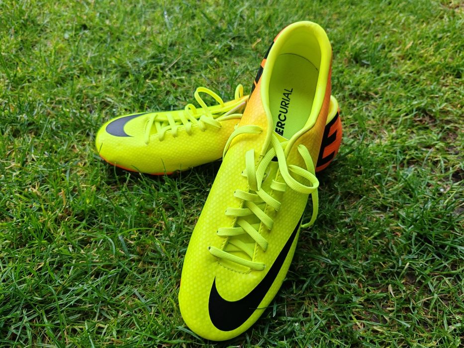 Nike Mercurial fotbal iarba noi