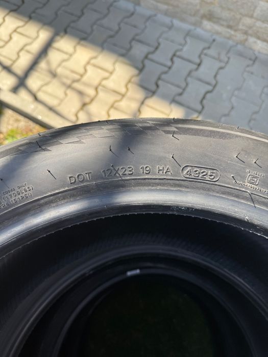 Летни гуми 235/50R19