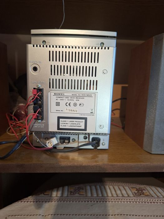 Стерео система SONY с MP3, тунер и касетофон , компакт диск