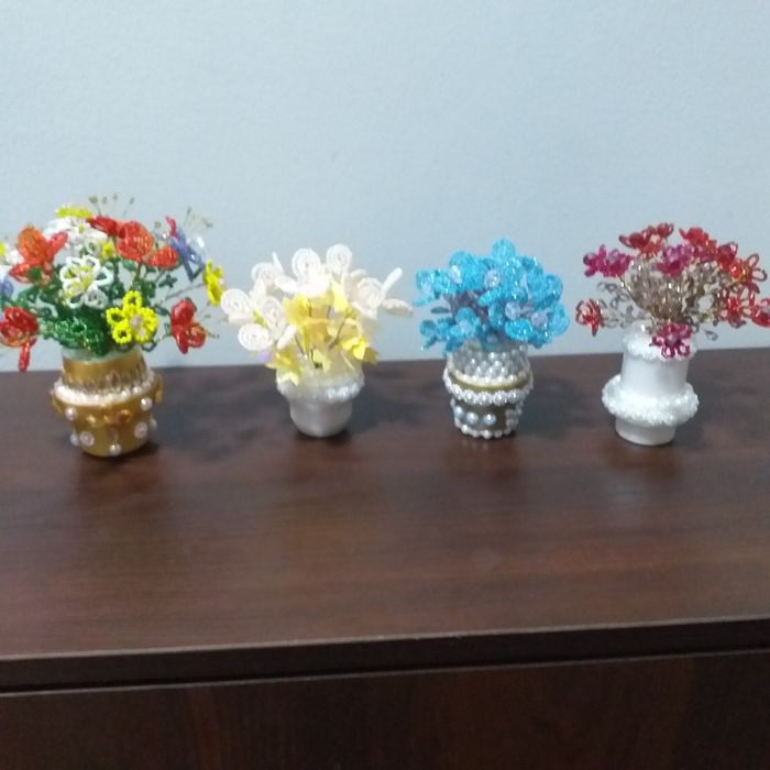 Цветочки из бисера