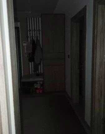 Дава се под наем Тристаен апартамент в Пловдив, Захарна фабрика - 88 кв.м за 464.1 € - Снимка #6