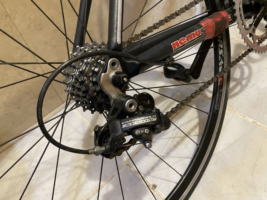 Продавам Hemus strada 48