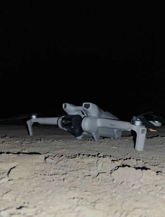 Дрон dji mini 3 .