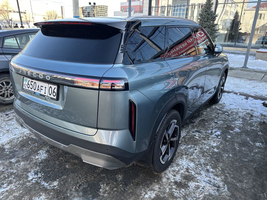 Кроссовер Jaecoo J7