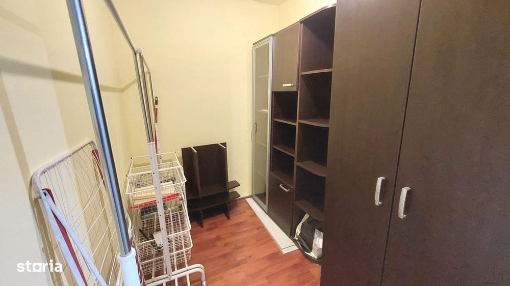 Apartament 3 camere zona Stefan cel Mare