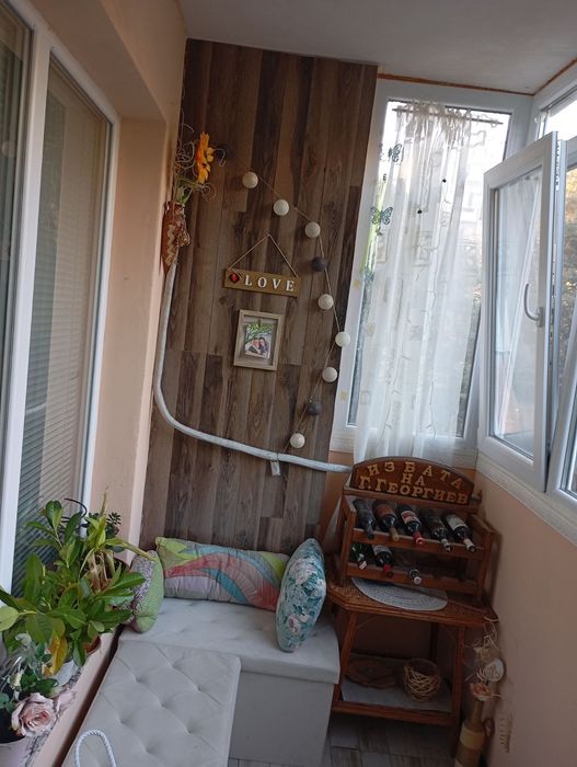 Продава се Тристаен апартамент в Ямбол, Златен рог - 78 кв.м за 1154 €/кв.м - Снимка #16