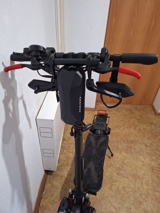 Продам мощный самокат куга м5