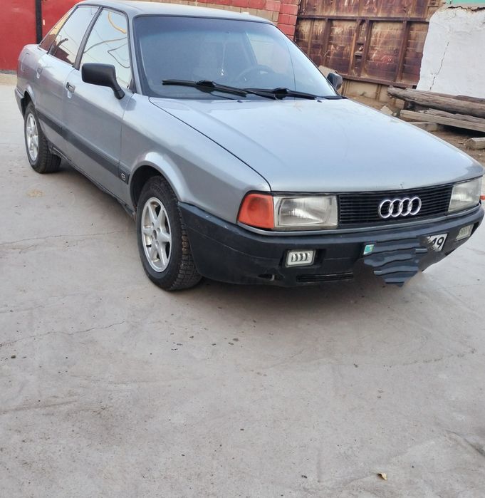 Ауди 80. В жаркенте