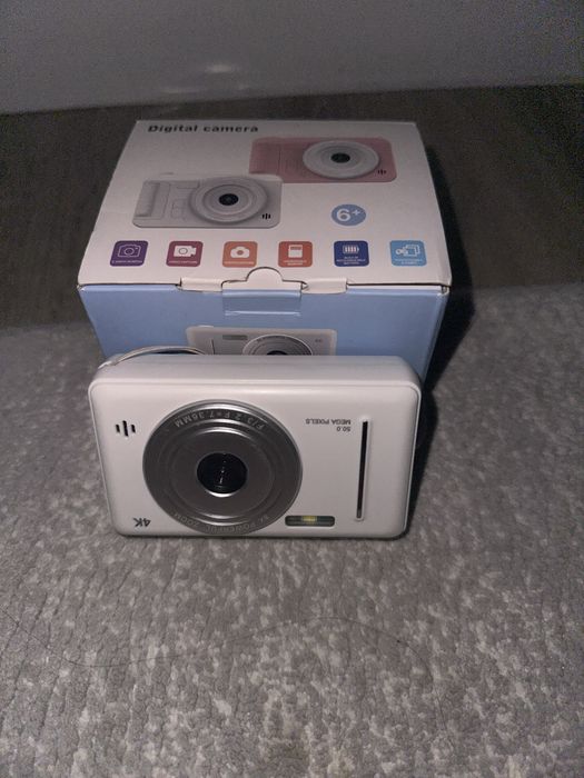 Фотокамера CAM Pixora 4K белый