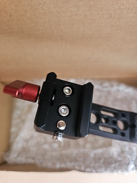 Штатив, Крепление для видеокамеры