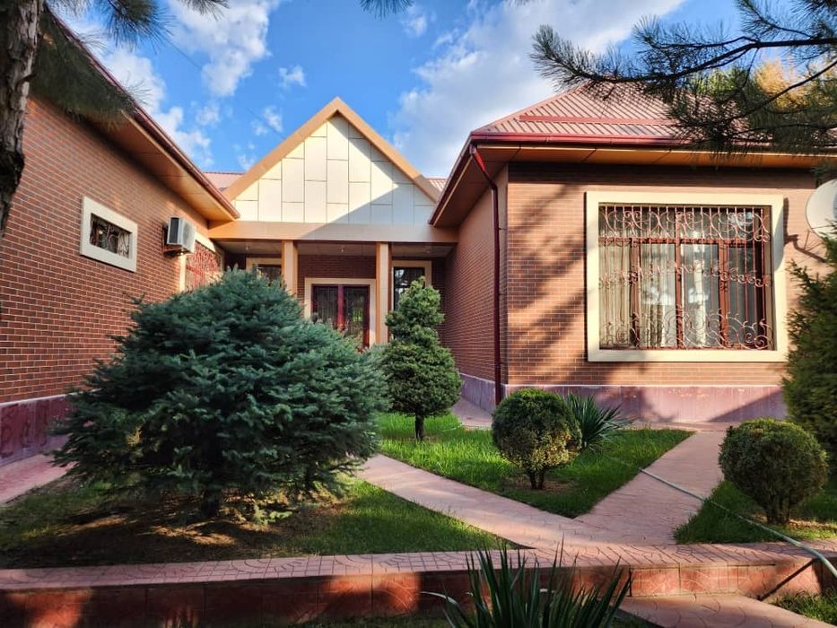 Продается дом в центре Кибрая 12,5 сот