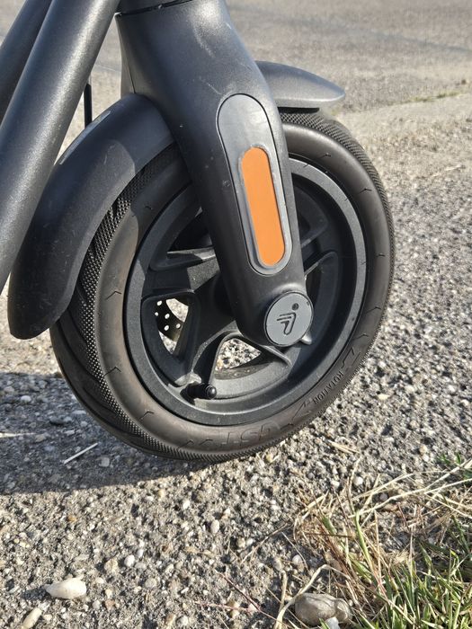 Trotineta electrica NINEBOT KickScooter F2