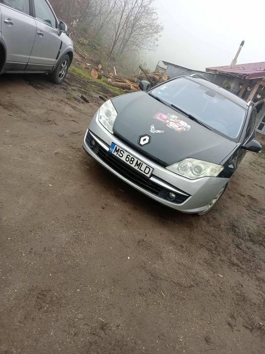 Salut!Vand renault laguna3
