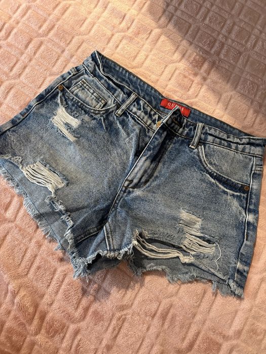 Къси панталони Guess