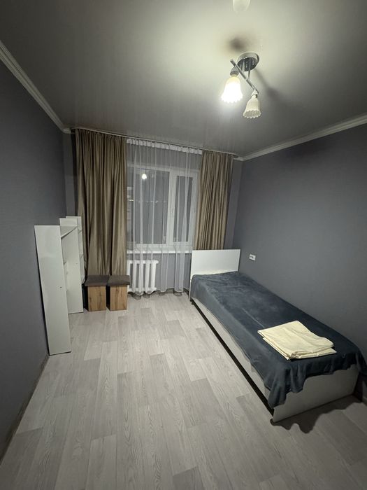 Продам 4 комнатную квартиру