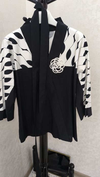 Новый кофта с юбкой