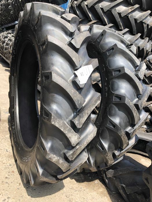 Anvelope 12.4-32 marca OZKA cu 8PLY cauciucuri noi pentru TRACTOR