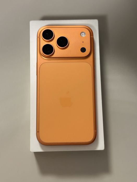 17 pro | 256 | Новый | Orange