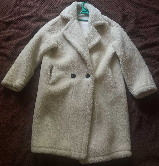 Теплая эко шубу. Натуральная шерсть.