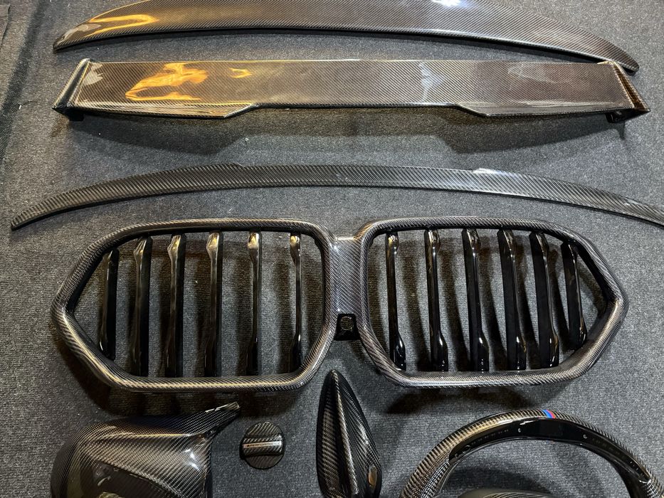 Eleron Grile Volan Embleme Luneta  Oglinzi Carbon BMW X6M F96 G06 X6