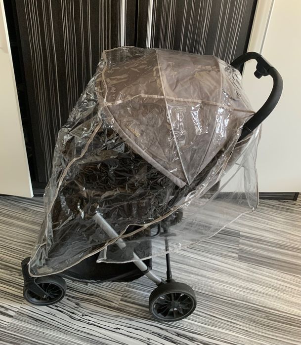 Детска количка +бебешка кошара