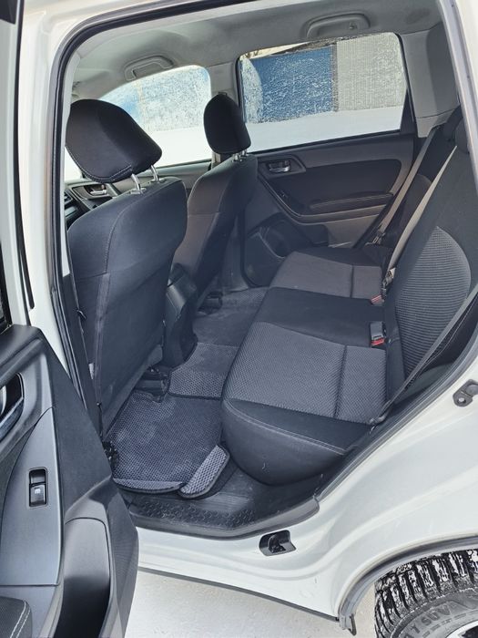 Продам Субару Форостер