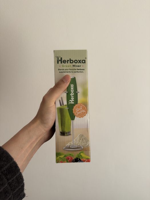 Mixer electric Herboxa pentru shake-uri si cafea