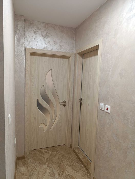 Бутиков апартамент и  клетка в гараж, находящи се в гр.Хасково