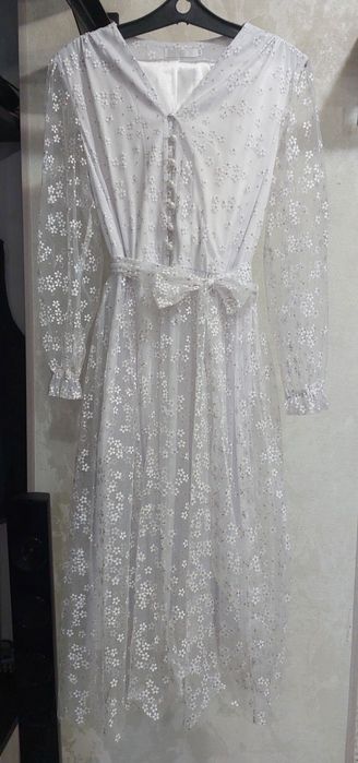 Женское платье лёгкое