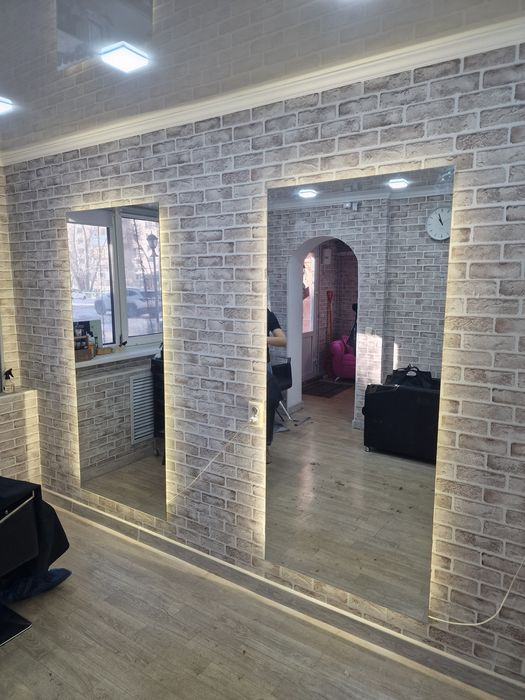 Нарезка зеркал и стекла