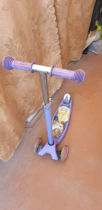 Детский самокат б/у