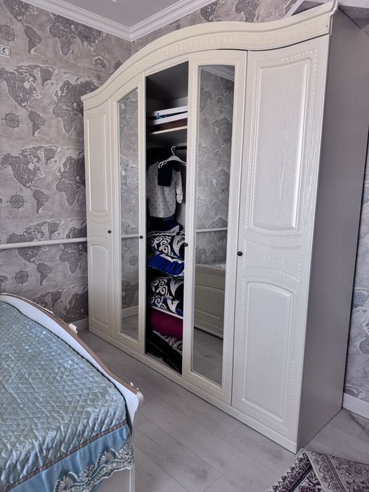 Кровать шкаф комод