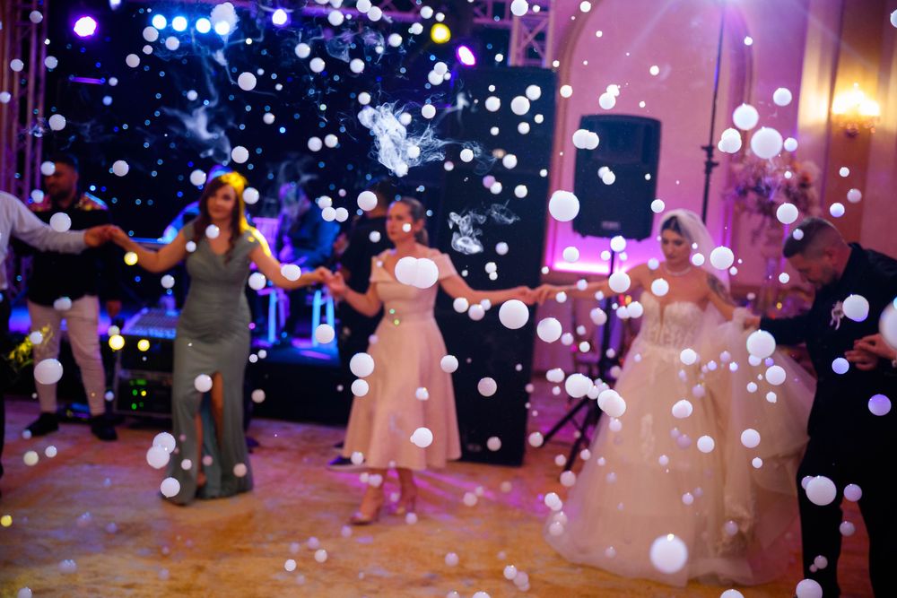 Vand masina fe balane cu fum