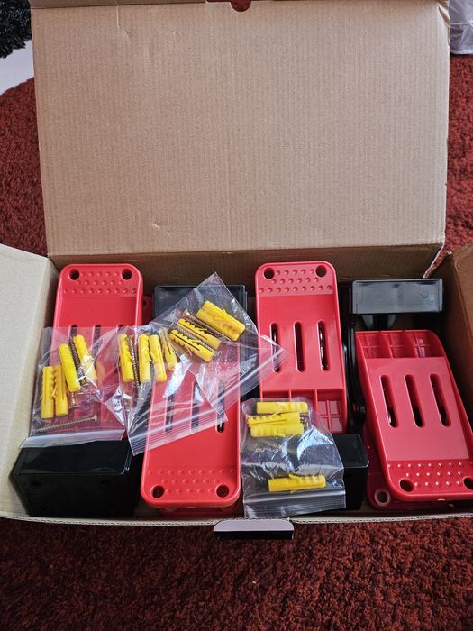 Щипки за стелки за автомивка на самообслужване