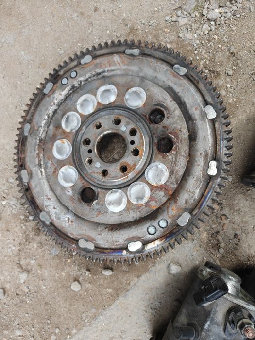 Продавам маховикза Toyota Rav 4 Dizel цена 60 евро