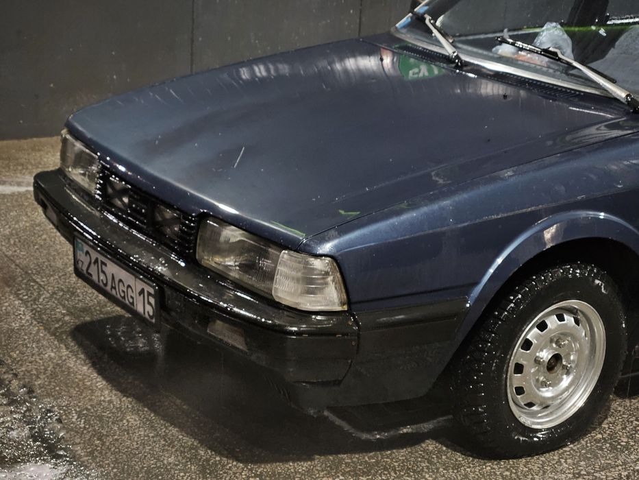 Mazda 626 LX 1986 года