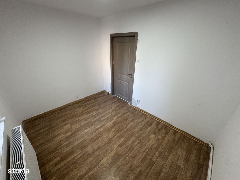 Apartament 3 camere zona Cet