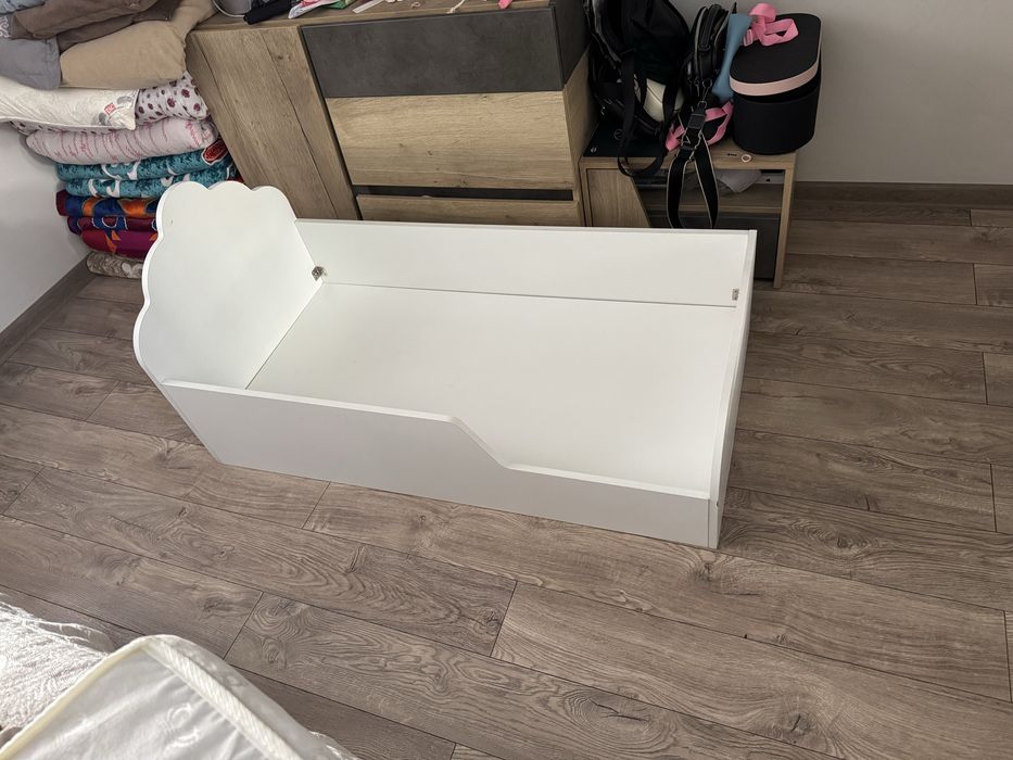 Продам детскую кровать