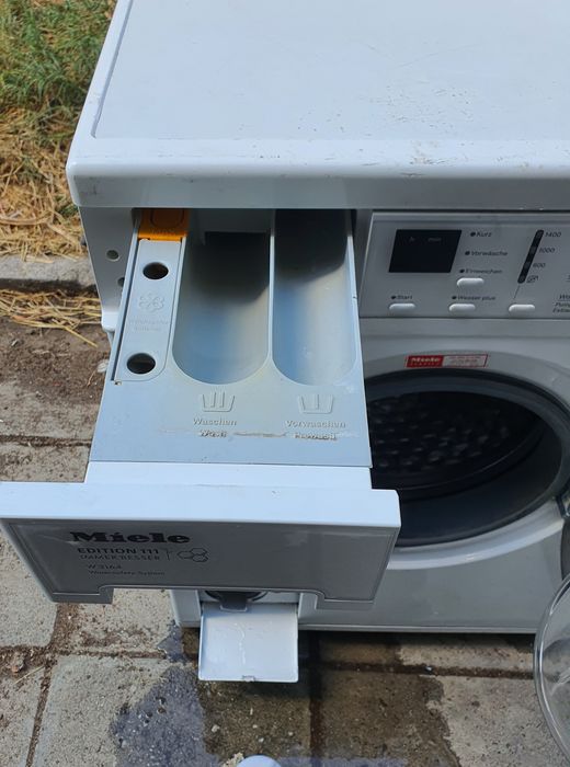 Пералня Miele Edition 111