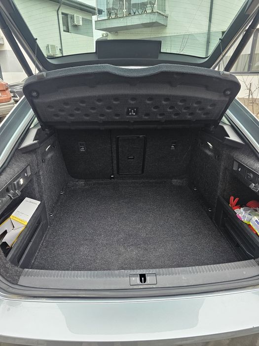 Skoda Superb 2019. Motorizare 2L, Diesel, 190CP (140 Kw), 95.000km
Gea