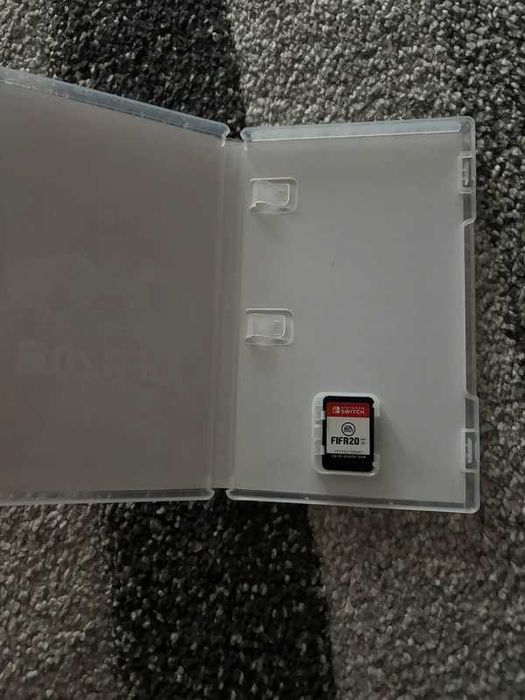 Joc Nintendo Switch - FIFA 20 Legacy Edition (Carcasă originală)