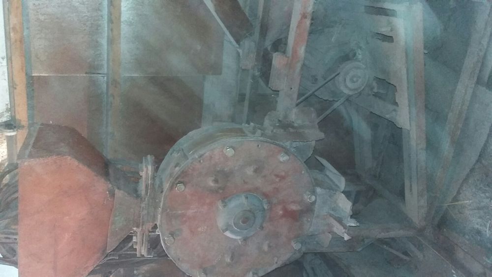 Продается зернодробилка