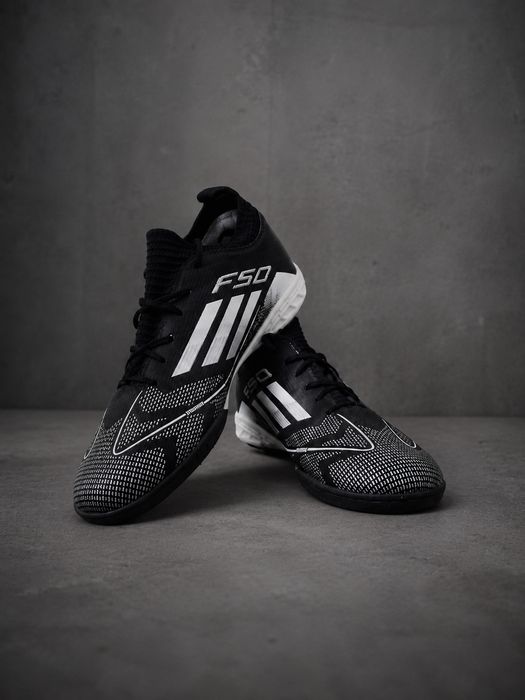 Сороконожки Adida F50 состояние как новый
