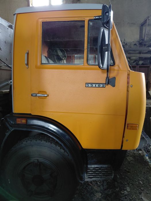 Продам камаз 55102 "сельхозник"