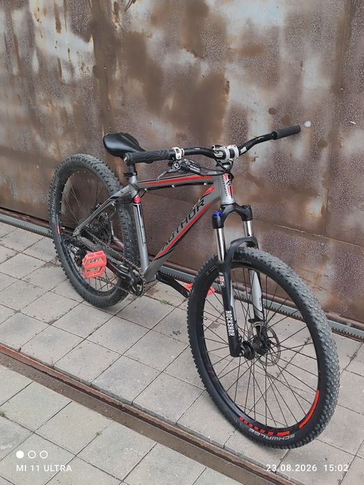 Продам велосипед на 27.5