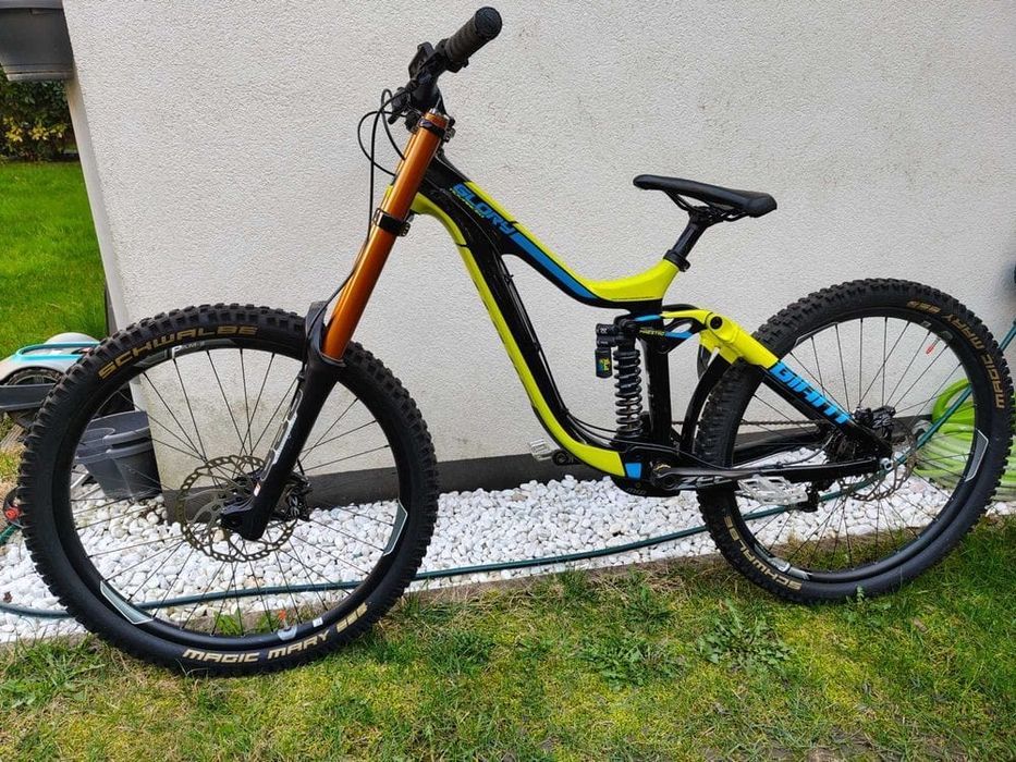 Giant glory advanced mountain bike