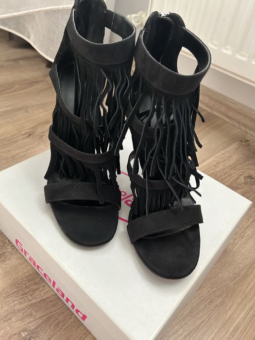 Sandale cu toc Graceland